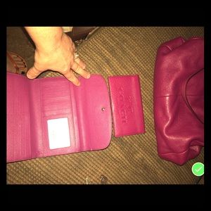 Never before used, authentic coach bag/wallet